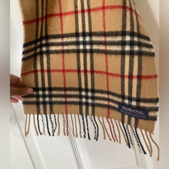 Burberry pure lambswool plaid scarf - Picture 4 of 10
